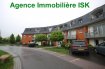Appartement Location 2 chambres à Sandweiler - 1 650 € Appartement en très bon état, construction de 2003 situé:
Sandweiler 6, An de Steekaulen ** rue sans issue **
Hall, Living, Cuisine équipée, Balcon, Terrasse, 2 chambres à coucher, Salle de bains, Cave, 1 Garage fermé , 1 Emplacement dans le parking souterrain.
Disponible de suite
Visites: sur rendez vous
Ref agence : 917077