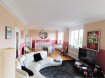 Maison Vente 4 chambres à Audun-le-Tiche - 393 000 € Belle maison de 180 m2 - Audun - Le - Tiche. Si vous aimez le charme de l'ancien et les grands volumes, cette maison saura vous séduire ! Située à Audun-le-Tiche, à tout juste 3 minutes de Esch sur Alzette, cette belle maison mitoyenne d'un côté d'une surface de 180 m2 est proche des axes autoroutiers direction Luxembourg et Metz. Elle se compose d'une grande entrée menant à un séjour lumineux de 50 m2, d'une cuisine fonctionnelle et spacieuse avec accès à l'extérieur. Vous pourrez profiter d'une magnifique vue sur la foret dans ce jardin clos et arboré de 1 753 m2 avec dépendance et espace barbecue. Au 1er étage, vous disposez de 4 chambres (avec placards), d'une salle de bain avec baignoire et douche ainsi que d'un toilette séparé. Le second étage est à aménager selon vos envies car il est actuellement composé de 3 pièces de rangement. Cet espace vous offre de nombreuses possibilités comme créer une suite parentale ou une grande salle de jeux! La maison dispose d'un sous-sol avec buanderie, chaufferie, pièces de stockage ainsi que d'un garage avec porte motorisée. Agent commercial à contacter : Amélie Giglio au 07.71.22.24.37 ou 03.82.53.52.94, par mail : agence@ccimmobilier.com Dans le cadre de votre recherche, n'hésitez pas à consulter notre site internet www.ccimmobilier.com afin de voir toutes nos offres.