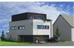 Maison Location 4 chambres à Marnach - 2 200 € Maison en location à Marnach avec studio séparer
RE/MAX Luxembourg spécialiste de l'immobilier à Differdange vous propose une maison en location avec un petit studio à Marnach.
La maison dispose d'une superficie habitable de /- 155 m² et d'un studio séparer avec une surface totale de 233 m².
Au rez de chaussée, vous y trouverez un hall d'entrée, une cave, une buanderie, un local technique donnant accès à une terasse de /- 20 m² et un garage pour 2 voitures et un studio séparer.
Au 1er étage : vous y trouverez une cuisine indépendante, un salon et salle à manger de 36,60 m² donnant à la terrasse de 17,48 m², 1 WC et une suite parentale avec salle de bain et dressing.
Au 2eme étage : vous y trouverez 3 belles chambres,1 salle de bain,1 WC séparé, ainsi que 2 terrasses.
Située à 1km du nouveau Centre Commercial Cactus à Marnach et proche de toutes commodités