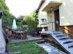 Maison Vente 3 chambres à Pont-à-Mousson - 184 900 € Maison au calme tout proche des commodités.. Maison sur sous sol complet aménagé en parfait état comprenant : hall d'entrée, cuisine équipée ouverte sur salon/séjour avec un accès direct à un balcon, 3 chambres dont une avec un dressing, salle d'eau et salle de bains au RDC. Buanderie avec une chaudière gaz de 2013. Garage. Jardin clos sans vis à vis avec terrasse. Idéal jeune couple ou primo accèdant.