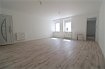 Appartement Location 2 chambres à Bouzonville - 520 € c.c. Appartement F3 neuf. Appartement F3 au premier étage d'un immeuble entièrement rénové, se composant d'un séjour, une cuisine indépendante équipée, deux chambres, salle de douche avec WC, cellier/buanderie.Volets roulants électrique, chauffage individuel
