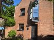 Maison Vente 4 chambres à Tourcoing - 290 000 € TOURCOING PROX Bois d'Achelles et Roncq Maison rénovée 4 chambre. Tourcoing PROX Bois d'Achelles et Roncq. Dans un quartier calme et prisé, découvrez cette spacieuse maison semi-mitoyenne d'environ 105m² entièrement rénovée avec des matériaux de qualité comprenant un garage, deux places de parking et un jardin. Au rez-de-chaussée, vous trouverez un spacieux salon/séjour de 40m² avec cuisine ouverte équipée ( plaques, four, réfrigérateur, hotte ), WC suspendu. Une baie vitrée donne accès au coquet jardin avec terrasse en pierre bleue. Au 1er étage vous trouverez 3 belles chambres chacune avec dressing, ainsi qu'une salle de bain avec WC suspendus et sol en bois de teck. Le 2e et dernier étage se compose d'un espace bureau et d'une spacieuse 4 ème chambre sous combles avec espace rangement. Un jardinet à l'avant, un garage et 2 places de stationnement complètent ce bien. Chauffage électrique, poêle à bois, double vitrage, persiennes électriques. La maison est raccordée au tout à l'égout. Bien rare sur le secteur ; à visiter sans plus tarder !