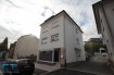 Bureau Vente à Esch-sur-Alzette - 320 000 € Local commercial se prêtant à tout type de commerce sauf Horeca avec une surface de 78 m², grande vitrine, un Wc, un vestiaire ; une cave privative au sous-sol, situé au rez-de-chaussée dans une petite copropriété de 4 unités rénovée en 2015, proches de la place Benelux.
Les honoraires d'agence sont entièrement à charge du vendeur.
Ref agence : EAMGB99_0