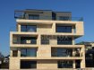 Appartement Location 2 chambres à Strassen - 2 000 € Sigelux Real Estate vous propose à la location ce magnifique appartement 2 chambres, au 2éme étage de la résidence haut standing KAPPA 1, situé au 37 rue des Lilas L-8035 Strassen.
Sa surface habitable est de 90.91m2 disposant d’une grande terrasse ensoleillée de 40m2
L’appartement offre des finitions luxueuses il se compose comme suit :
- Grand hall d’entrée avec armoires encastrées
- Living de 34m2 accès terrasse de +/-40m2, grandes baies vitrées
- Cuisine équipée indépendante
- 2 chambres à coucher de 16m2 et 13m2 avec parquet
- Salle d’eau avec baignoire, douche, double lavabo et WC
- Une toilette séparée
- Buanderie commune
- Cave
- Emplacement de parking intérieur
- Chauffage au sol
- Terrasse de 40m2
Loyer : 2000€
Charges : 250€
Disponibilité le 1er mai 2020
Pour plus de renseignement ou un RDV contactez :
SIGELUX: 46 71 31 ou info@sigelux.lu