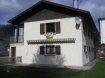 Maison Vente à Saulxures-sur-Moselotte - 147 000 € maison comprenant entrée, 1 chambre avec salle de douche WC, 1 garage, atelier, buanderie, cellier, bureau. au 1er étage : cuisine équipée, salon - séjour - cheminée - balcon - véranda, 2 chambres, salle de bains, WC, dressing en cours. terrain de 987 m² clos - 1 abri de 20m² Prix : 147 000 * *Dont Honoraires 5 % TTC à la charge de l'acquéreur calculés sur la base du prix net vendeur Prix hors honoraires : 140 000