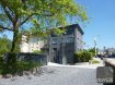 Immeuble de rapport Vente à Strassen - 2 625 000 € Immeuble de rapport entièrement rénové en 2007 , profitant d'une excellente situation sur un grand carrefour de la route d'Arlon en face du McDonald.Au Rez-de-chaussée et pignon sur rue: Bureaux ou surface commerciale entièrement meublée d'une surface de 104,43 m2 (salle de conférence, réception, 1 bureau, salle d'attente, au sous-sol : cuisine équipée, WC séparé, 1 bureau supplémentaire), cave, parking arrière. Au 1er étage : 1 Appartement de 75,70 m2 avec 2 chambres à coucher, hall d'entrée, living avec cuisine équipée ouverte, salle de douche, dressing, cave, 1 garage fermé extérieur, balcon de 8,54m2Au 2ième étage: 1 studio (bureau) de 34.52m2 meublé, 1 salle de douche avec WC, petit hall d'entrée, séjour avec cuisine équipée ouverte, buanderie commune, raffstore électrique,Au 2ième étage/combles: 1 duplex (bureau et/ou habitation) de 115 m2 avec WC séparé, hall d'entrée, living avec cuisine équipée ouverte, sous les combles: salle de douche, 2 chambres à coucher, actuellement meublé en bureau 3 places et habitation dans les combles) 1 garage fermé extérieur, cave.L'immeuble ne dispose pas d'ascenseur. Il y a une entrée côté rue de l'église pour le commerce et une entrée côté route d'Arlon pour les 3 appartements. Tout l'immeuble peut être utilisé par un exploitant, les pièces sont entièrement reliées avec des câbles internet, téléphone.L'immeuble est construit sur un terrain de 7 ares qui est actuellement utilisé pour parking, garage. Disponible fin de cette année.Ref agence :103335