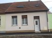 Maison Vente 2 chambres à Haguenau - 143 700 € Bischwiller, maison de ville de 71,35m² avec cour, espace vert et dépendance aménagée.La maison est actuellement occupée mais un rafraichissement voir une petite rénovation est à prévoir.Elle se compose d'une entrée, d'une cuisine avec accès à la cour, d'un salon et d'un séjour.A l'étage, deux chambres, une mezzanine et une salle de bain avec douche et WC.La dépendance est idéale pour recevoir ou pour un adolescent par exemple.A noter que la maison est actuellement louée.Nous contacter pour plus de renseignements.Prix : 143 700 'Honoraires inclus charges acquéreur : 2 %(Prix: 140850 euros hors honoraires)