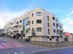 Appartement Location 1 chambre à Luxembourg-Bonnevoie - 1 550 € Dalpa SA vous propose à louer, un appartement neuf haut-standing de 1 chambre de +/- 55 m² avec un parc privatif, situé à Luxembourg-Bonnevoie.
Situé au 1er étage l’appartement se compose comme suit : un hall d’entrée, un débarras, une salle de douche équipée avec WC, une cuisine ouverte avec un séjour donnant accès au balcon.
Année de construction : 2019
Passeport énergétique : ABA
Disponibilité : immédiate
L’objet se situe au : 57, boulevard de la Fraternité, L-1541
Possibilité de louer une place de parking pour 175 € / mois
Situé à quelques pas de la gare et du centre-ville de Luxembourg, Bonnevoie est un quartier résidentiel calme et multiculturel avec une qualité de vie considérable. Par ses accès faciles et proches des connexions de transports publics, autoroutes, nombreux commerces à proximité et ses espaces verts, Bonnevoie est devenu un des meilleurs quartiers pour y vivre.
Nous sommes à votre entière disposition pour tous renseignements complémentaires ou visites des lieux. Veuillez contacter Antonio Lobefaro sous le numéro + 352 621 469 311 ou par mail sur info@dalpa.lu
Si vous souhaitez vendre ou louer votre bien, nous mettons à votre disposition notre professionnalisme, savoir-faire ainsi que notre qualité de service. Nous vous proposons des estimations rapides, gratuites et réalistes.
ENGLISH VERSION
Dalpa SA offers for rent, a new high-standing apartment of 1 bedroom of +/- 55 m² with a private park, located in Luxembourg-Bonnevoie.
Located on the 1st floor, the apartment is composed as follows: an entrance hall, a storage room, an equipped bathroom with WC, an open kitchen with a living room giving access to the balcony.
Year of construction : 2019
Energy Passport: ABA
Availability: immediately
The object is located at: 57, boulevard de la Fraternité, L-1541
Possibility to rent a parking for 175 € / month
Located a few steps from the railway station and the city center of Luxembourg, Bonnevoie is a quiet and multicultural residential area with a considerable quality of life. With its easy and close access to public transport links, highways, numerous shops nearby and its green spaces, Bonnevoie has become one of the best areas to live.
We are at your disposal for any further information or site visits. Please contact Antonio Lobefaro under the following number + 352 621 469 311 or by mail on info@dalpa.lu
If you want to sell or rent your property, we put at your disposal our professionalism, know-how and our quality of service. We offer you quick, free and realistic estimates.