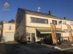 Immeuble de rapport Vente à Kayl - 1 280 000 € Immeuble mixte avec dépendances, 3 façades, l'ensemble sur une parcelle d'une contenance totale de +/- 7,96 ares, comprenant 2 niveaux sur le bâtiment principal et la dépendance latérale, dont le rez-de-chaussée à affectation commerciale et d'autre part le 1er étage destiné à l'habitation.
L'immeuble se trouve dans un état opérationnel comme commerce de quartier. La partie logement sur 2 niveaux se trouve en bon à très bon état et bien équipée, pièces habitables de belles dimensions et peut être habitée dans l'état actuel sans dépenses préalables.
En périphérie de Kayl proche de la gare CFL et des infrastructures publiques, écoles, petits commerces, accès aisé vers les centres urbains voisins et l'A13.
CET IMMEUBLE PEUT AUSSI CONVENIR POUR UNE CRÈCHE.
Nous restons à votre disposition pour tout renseignement complémentaire au 28.66.39.1 ou pour une éventuelle visite des lieux.
Ref agence :72722