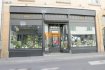 Local commercial Location à Luxembourg-Centre ville - 4 800 € -- FR --
Belle surface commerciale avec une belle vitrine située en plein centre de la Ville de Luxembourg.
Le local dispose d'une surface commerciale de 55 m2 grande cave (stockage) de 55m2.
A visiter.
Le local est très bien placé avec beaucoup de passage, à côté de la Grand-Rue à quelques pas du parking de la Place de Théâtre.
Ref agence :151