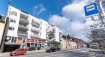 Local commercial Location à Luxembourg-Centre ville - 2 300 € Surface de 48 m2 à usage de bureau/local commercial en rez-de-chaussée. Possibilité profession libérale.Situé rue d'Eich à deux pas de la Place d'Argent et du Kirchberg.L'espace se compose d'une grande pièce climatisée de 4m de hauteur accessible depuis la rue par une double porte. Mise à disposition d'une kitchenette équipée, de sanitaire, d'une photocopieuse et du WIFI. Très bonne visibilité avec une vitrine de 15mètres linéaires sur 4m de haut qui donne sur la rue. Très belle luminosité dans le local.Excellente visibilité rue d'Eich.Idéal pour toute activité de bureau, commerce ou société de services, cabinet médical.Disponibilité immédiate.Facilité de se garer dans le quartier (3 parking publics).A 5 minutes du Centre-ville, Kirchberg, Boulevard Royal.Arrêts de Bus pratiquement et devant l'immeuble, accès autoroutiers facile vers Trêves et vers la Belgique.A proximité à pied Place d'Argent : restaurant, épicerie, supermarchés, station essences, Clinique d'Eich, Parc, Club de fitness, parcours de Jogging.Agence ELSA'HOME à votre écoute pour la concrétisation de vos projets en toute confiance.