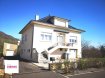 Maison Vente 5 chambres à Kanfen - 435 000 € L'Immobilière Delarue vous propose en exclusivité, à Kanfen aux portes du Luxembourg cette maison individuelle cossu cadastrée sur un terrain de 14a66ca possédant une vue imprenable sur la nature.En voici son descriptif:Au rdc : une belle entrée lumineuse, un salon séjour, cuisine, 2 chambres, une salle d'eau, 1 wc.1er étage : couloir, 2 chambres,, 1 bureau, 1 dressing et 1 comble.sous-sol : couloir, 1 chambre, buanderie, une cave à vin, cuisine d'été, chaufferie,1 garage.Eléments extérieurs: 1 garage avec remise, une écurie.Prévoir travaux, pour plus d'informations nous consulter.Le prix de vente est de 435 000 euros et les honoraires sont intégralement à la charge du vendeur.