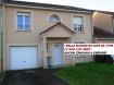 Maison Vente 3 chambres à Maizières-lès-Metz - 228 000 € *MAIZIERES LES METZ, NOUVEAUTE, A SAISIR MAISON DE 2006 DE TYPE F4 DE 99M²*. Sandrine Di Francesco au 06 33 83 40 82 ( titulaire de la carte professionnelle de la chambre des commerces Siret :78900935400018 ) vous propose cette maison jumelée de 2006 située à Maizières-Les-Metz, proche de toutes les infrastructures : Ecoles, commerces, médecins, espaces sportives,basée entre Metz et Thionville à 3 minutes de l' A4/A31 et de la SNCF !!Aucun travaux à prévoir pour cette maison coup de coeur de 99 m² entièrement carrelée, qui vous offre au premier niveau : - une belle pièce de vie de 35 m² environ comprenant une cuisine ouverte entièrement équipée et aménagée avec goût donnant accès direct sur son jardin.Un wc indépendant, un garage ainsi qu' une place de parking privative. - A l' étage, trois belles chambres, un espace dressing, une salle de bain comprenant un meuble vasque ainsi que du mobilier de rangement.Un wc indépendant.Chauffage électrique au Sol pour la partie jour et radiateurs à inertie pour la partie nuit qui offre un confort thermique appréciable et permet de réaliser des économies d'énergie.*Les visites auront lieu uniquement après un premier entretien téléphonique.*