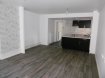Appartement Location 1 chambre à Lunéville - 600 € c.c. Au centre ville, appartement rénové avec goût de 65m². L'appartement se compose d'un salon, séjour ouvert sur une cuisine aménagée et équipée.
L'appartement offre également une belle chambre et un bureau, ainsi qu'une salle de bain avec douche et baignoire. Toilettes séparés. Un box de rangement est également présent.