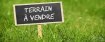 Terrain constructible Vente à Wingen-sur-Moder - 32 000 € Terrain 853 m2 à 11 minute de Wingen sur Moder. Terrain plat de 8.53 m² avec 20m de façade, dans une rue calme. Bordé par un ruisseau (non inondable). 7.8km de Wingen sur Moder à MeisenthalContact Nord Sud ImmobilierAgence de rohrbach les Bitche / Bitche / Sarreguemines03 72 64 01 02www.nordsud-immobilier.fr