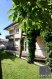 Appartement Vente 3 chambres à Alzingen - 995 000 € Coup de coeur garanti pour ce magnifique duplex entièrement remis à neuf situé à Alzingen dans une rue très calme vue sur les champs.Situé au 1er et 2ième étage de cet immeuble à 2 unités construit en 1992, cet appartement de 180 m2 se compose comme suit:sous-sol: double garage fermé, buanderie et caves privées, cave à vin climatisée.1er étage: hall avec Vidéophone, système d'alarme, placard sur mesure, WC sép.avec fenêtre, cuisine équipée neuve avec îlot centrale, salle à manger avec cheminée et accès sur la terrasse de 33 m2, Whirlpool, marquise.Au même étage, 2 chambres à coucher, une salle de douche, rangements sur mesure.2ième étage: Living ouvert sous toiture en mezzanine avec poêle scandinave, garde-corps en verre, grande chambre à coucher (parquet) salle de douche avec un sauna design en verre et bois, rangements sur mesure, grenier.En plus du double garage, un grand emplacement devant l'entrée est inclus dans cette vente.La situation parfaite à 5 min du Centre ville de Luxembourg mais au calme, le privilège d'habiter dans un petit immeuble ainsi que l'exécution très haut de gamme font que cet appartement-duplex garantit une qualité de vie exceptionnelle.Disponibilité: Juin-Juillet 2018Ref agence :103333