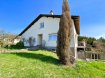 Maison Vente 6 chambres à Bouzonville - 179 000 € Maison individuelle F8. Maison individuelle se composant au RDC d'une entrée, un séjour , une salle à manger , une cuisine équipée donnant sur une véranda, 3 chambres , salle de bain et WC. A l'étage un dégagement, un séjour avec cheminée ainsi que 2 chambres et une salle d'eau.