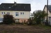 Maison Vente 3 chambres à La Ferté-Bernard - 86 870 € MAISON 3 CHAMBRES LA FERTE BERNARD. C IMMOBILIER vous propose à PROXIMITÉ IMMÉDIATE DU CENTRE VILLE DE LA FERTE BERNARD cette maison sur sous-sol total comprenant au premier niveau : Entrée, cuisine, séjour, chambre ou salon (possibilité de décloisonner complètement), salle d'eau, WC. A l'étage : palier desservant deux belles chambres et un grenier pouvant faire office de chambre d'enfant ou dressing. Sous-sol total, jardin clos et arboré. Cette maison ne manque plus qu'a être rafraîchie pour débuter une nouvelle vie.