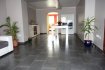 Maison Vente 5 chambres à Mertzig - 549 000 € New Keys vous propose à la vente cette magnifique maison mitoyenne, idéalement située à Mertzig à 10 minutes de Mersch, proche de toutes les commodités.
La maison est agencée de la facon suivante:
Au rez-de-chaussée:
- Un beau hall d'entrée
- Un WC séparé
- Une cuisine entièrement équipée avec un espace repas donnant accès à une belle terrasse
- Un salon / salle à manger de +-28m2
Au 1er étage:
- 3 chambres à coucher (+-14m2 / 12m2 / 9m2)
- Un bureau (+-8m2)
- Une salle de bain avec vasque et WC
Au 2ème étage
- Une chambre parentale (+-24m2) avec accès à un espace (+-13m2) pouvant être aménagé en salle de bain et dressing.
- Un WC avec vasque
- Un grenier
Pour compléter cette offre, la maison bénéficie également de :
- Un garage et 3 emplacements extérieurs
- Un terrasse
- Un petit jardin
Pour tout renseignement et/ou visite, n'hésitez pas à contacter le 27 99 86 23 ou par email à l'adresse info@newkeys.lu