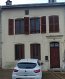 Maison Vente 3 chambres à Stenay - 32 500 € Maison d'habitation à rénover comprenant :
Au rez-de-chaussée : hall d'entrée, cuisine-salle à manger, pièce, buanderie avec w.c. et douche ;
A l'étage : palier, chambre avec salle de bain et douche, chambre avec w.c., pièce avec accès à une petite terrasse ;
Garage, cave et grenier ;
Le tout sur une superficie de 01a 59ca