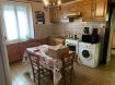 Maison Vente 3 chambres à Haucourt-Moulaine - 180 000 € A HAUCOURT-MOULAINE A VENDRE MAISON INDIVIDUELLE A CONFORTER, D'UNE SUPERFICIE HABITABLE D'ENVIRON 130M² SUR 3 ARES ET 10 CENTIARES.
COMPRENANT: une entrée, une cuisine, un salon/séjour, un dégagement, un cabinet de toilette, une salle de bain.
A L'étage: un dégagement, trois chambres, un 2ème cabinet de toilette.
Un grenier.
Une cave.
Une cour.
Parking pour deux voitures.
Un garage pour deux voitures.
Chauffage au fioul, possibilité d'installer un chauffage au gaz.
Tout à l'égout.