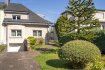 Maison Vente 4 chambres à Belvaux - 1 249 000 € Située dans un quartier résidentiel particulièrement calme de Belvaux, dans la commune prisée de Sanem, cette maison libre de trois côtés offre un cadre de vie agréable sur un terrain généreux de 24 ares.
Cette propriété d’environ 200 m² habitables a bénéficié de nombreuses améliorations au fil des années et se compose comme suit :
Rez-de-chaussée :
Hall d'entrée spacieux
Salle de douche
Chambre de 13,75 m²
Espace de vie lumineux avec cheminée, offrant un accès direct à une véranda, une terrasse et un vaste jardin
Cuisine équipée indépendante
1er étage :
Deux chambres à coucher
Suite parentale avec salle de douche attenante
Sous-sol complet :
Salle de bain supplémentaire
Cave
Local technique
Garage pour deux voitures
Informations techniques et équipements :
Porte d’entrée blindée avec système de reconnaissance biométrique
Fenêtres en PVC triple vitrage (installation 2010)
Volets électriques
Toiture en très bon état (refaite en 2012)
Installation électrique conforme datant de 2010
Maison vendu meublé
Ce bien rare sur le marché combine charme, confort moderne et grand potentiel grâce à son terrain exceptionnel et sa situation privilégiée.
Le prix affiché s'entend frais d'agence + tva inclus.
REAL G IMMO vous accompagne dans toutes vos démarches administratives et financières. Nous réalisons également une estimation GRATUITE de votre bien si besoin.
----------
ocated in a quiet and sought-after residential street in Belvaux, this detached house (three sides free) offers a generous plot of 24 ares and approximately 200 m² of living space.
Built in 1963, the house has been well maintained and updated, combining character and modern comfort.
Ground floor:
Entrance hall
Shower room
Bedroom of 13.75 m²
Bright living area with fireplace, giving access to a veranda, terrace, and large garden
Fully equipped kitchen
First floor:
Two bedrooms
Master suite with private shower room
Basement:
Additional bathroom
Cellar
Technical room
Double garage
Features & Technical Specifications:
Reinforced entrance door with retinal recognition system
Triple-glazed PVC windows (installed in 2010)
Electric shutters
Roof in excellent condition (renovated in 2012)
Electrical system updated in 2010
A unique opportunity to acquire a charming family home with a large garden and high-end features, ideally located near amenities and major roads.
----------
Dëst dräisäiteg fräistoung Haus läit an enger roueger Strooss zu Belvaux, an der beléifter Gemeng Sanem, a bitt en Terrain vun 24 Ar an eng Wunnfläch vun ongeféier 200 m².
D’Haus gouf 1963 gebaut a reegelméisseg renovéiert, fir modernen Komfort mat dem Charme vum Bestand z’erhalen.
Erdgeschoss:
Entrée
Duschbad
Schlofkummer vu 13,75 m²
Wunnzëmmer mat Kamäin a Zougang op eng Veranda, Terrass an gaart
Equipéiert Kichen
1. Stack:
Zwee Schlofkummeren
Elteren-Suite mat privatem Duschbad
Kellergeschoss:
Buedzëmmer
Keller
Technesche Raum
Garage fir zwou Autoen
Technesch Detailer:
Sécherheetsdier mat retinaler Erkennung
Tripel-verglaste PVC-Fënsteren (2010)
Elektrësch Rolllueden
Dach a guddem Zoustand (renovéiert 2012)
Elektresch Installatioun vu 2010
Eng selten Geleeënheet fir e komfortabelt Haus mat groussem Terrain an héichwäertege Charakteristiken zu kréien – ideal fir Familljen.