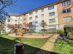 Appartement Location 2 chambres à Luxembourg-Eich - 1 500 € Appartement bien agencé et lumineux situé au 2 éme étage sans ascenseur !! il se compose comme suit :
- Hall d'entrée desservant toutes les pièces de 7m2
- Spacieux salon, salle à manger de de 25m2
- Cuisine équipée séparée de 7.20m2
- 2 chambres à coucher de 13.38 m2 et 10.60m2
- Salle de bain avec WC lavabo et espace buanderie de 5.40 m2
- Débarras
- Espace de rangement dans le grenier
Situation tranquille, aire de jeux pour enfants à l'arrière du bâtiment.
Bien desservi par les transports en commun, à proximité du centre de Lux-Ville, du quartier d'affaires de Lux-Kirchberg, ainsi que de toutes commodités, crèches, boulangerie, restaurants, clinique d'Eich, pharmacie, etc.
Conditions:
CDI hors période d'essai
Caution 3 mois
Bail soumis à une assurance locative
Frais d'agence à charge du locataire 1755 euros.
Disponibilité 1 octobre 2019
Ref agence :App_eich