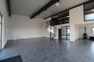 Local commercial Vente à Metzervisse - 325 000 € Batiment commercial Metzervisse 197 m2. A 5 minutes de Thionville venez découvrir ce bâtiment récent avec accès PMR. Situé a proximité d'un supermarché, dans une zone commercial en pleine croissance, le tous ce trouve à coté d'un axe de circulation passant, comprenant 105M2 d'exposition , 3 bureaux climatisés, WC, Salle de stockage, local archive et plusieurs places de parkings.Copropriété de 8 lots (Pas de procédure en cours).Charges annuelles : 1000.00 euros.