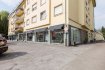 Local commercial Vente à Bereldange - 3 900 000 € RE/MAX FORUM, spécialiste dans l'immobilier à BERELDANGE (Commune de Walferdange), vous propose en EXCLUSIVITÉ à la vente cette grande surface commerciale multifonctionnelle de +- 1282 m2 au rez-de-chaussée avec +-45 mct de grandes baies vitrées en bordure de voirie avec excellente visibilité et beaucoup de passage à +-10 min de Luxembourg-Ville y compris 14 emplacements de parking à l'avant du commerce.
À usage multiple SAUF restauration dans l'espace commercial. La hauteur plafond de l'espace commercial est entre +-3 et 4,20 m.
La surface permet d'y installer un commerce avec une exposition.
Pour plus de renseignements n'hésitez pas à nous contacter.
Ref agence :Bereldange