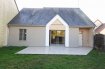 Maison Vente 2 chambres à La Ferté-Bernard - 161 610 € La Ferté-Bernard. C IMMOBILIER vous propose, à proximité des commerces et services Espace du Lac, une maison bâtie en ossature bois en 2008 de plain-pied: une pièce de vie (séjour/cuisine aménagée) d'environ 37 m², équipement cuisine et bains AGEM, deux chambres, salle d'eau, WC. Grenier aménageable d'environ 60 m² (très beaux volumes: possibilité de trois chambres palier et salle de bains). Cellier/lingerie. Garage avec porte automatique. Terrasse carrelée. Terrain clos pour 272 m². Isolation thermique de très haute qualité.
Fenêtres aluminium avec volets roulants électriques
Un cadre de vie très lumineux et confortable.
*Honoraires charge vendeur