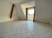 Appartement Location 1 chambre à Haguenau - 607 € c.c. 2 PIECES HAGUENAU - 2 pièce(s) - 56 m2. Très grand 2/3 pièces de 62 m² au dernier étage comprenant un grand salon séjour de 21m², une cuisine séparée équipée, une salle de bains aménagée ainsi que d'une très grande chambre de 15 m².
Chauffage par plancher chauffant.
Parking privé dans une cour fermée.
Loyer : 607EUR par mois charges comprises dont 50EUR par mois de provisions sur charges (régularisation annuelle)
Dépôt de garantie : 557EUR
Honoraires TTC charge locataire : 523UR TTC dont honoraires état des lieux charge locataire : 75EUR TTC