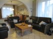 Maison individuelle Vente 4 chambres à Mont-Bonvillers - 189 000 € Mandat de Vente N°2221
Maison individuelle de 113 m² sur 5,95 ares.
Elle se compose ainsi: Entrée par sas, cuisine équipée, belle pièce de vie avec cheminée, 1 chambre, salle d'eau, wc, rangements dans couloir.
Au 1er étage : 2 chambres, 1 bureau ou petite chambre, 1 pièce grenier aménagée, wc .
Sous-sol complet : 1 grand garage 2Vl avec fosse, chaufferie, buanderie, caves, accès extérieur.
Cour avant, jardin avec terrase, 1 garage 1Vl et dépendance atelier.
Informations techniques :
- Chauffage central fuel (+/- 25 ans) + cheminée avec distribution de chaleur
- Double vitrage PVC volets roulants
- Tout à l'égout