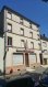 Immeuble de rapport Vente 21 chambres à Hagondange - 390 000 € HAGONDANGE VILLAGE : Immeuble comprenant au rez de chaussée un local commercial de 120 m² (café-restaurant ou bureau...), sur 3 étages un Hôtel comprenant 21 chambres meublées avec douche, caves, dépendance et cour.