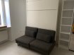 Studio Location à Luxembourg-Centre ville - 1 100 € Studio au 5ème étage entièrement meublé avec ascenseur comprenant coin kitchenette avec frigo, plaque électriques, micro ondes , vaisselle, salle de douche, chambre avec lit de 1,40m rabattable, armoire, rangement, télé,
wifi.
Buanderie commune avec sèche linge et lave linge.
location minimum 3 mois
le prix de 1100.- toutes charges comprises
le studio est disponible pour le 15/07/2019