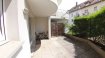 Appartement Location 1 chambre à Strasbourg - 695 € c.c. NEUDORF Rue Baldner - Rue calme
Au rez-de-jardin d'un bel immeuble récent, appartement 1 pièce meublé avec une grande terrasse sur cour.
Il comprend : entrée avec placard, séjour avec cuisine ouverte équipée, terrasse, salle de bains avec wc.
A proxisité des commerces de la route du Polygone. TRAM à 3 minutes (arrêt Landsberg).
Chauffage et production d'eau chaude individuels électriques.