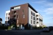 Appartement Vente 1 chambre à Niederkorn - 395 000 € A VENDRE
Appartement de 62m2 (surface net habitable) situé à Niederkorn (80, rue de Bascharage) dans une récente construction.
Ce bien immobilier est munis d’une chambre à coucher, cuisine entièrement équipée, d’un WC séparé, d’une salle de douche (douche à l’italienne) et 2 grandes terrasses.
De plus, vous avez un emplacement intérieur, une cave privative et un accès direct et plein pieds.
Charges : 250 €
Disponibilité : à convenir
Pour de plus amples informations et pour la visite des lieux, n'hésitez pas à nous contacter par mail: info@livingform.lu
LIVINGFORM REAL ESTATE
LF CONCEPT
