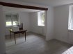 Appartement Siersthal  4 pièce(s). Holbach, commune de Siersthal : En rez de chaussée d'une maison  : Appartement entièrement rénové composé d'un salon / salle à manger, cuisine aménagée et équipée, salle d'eau, Wc individuel + 2 pièces dont une  pièce de passage avec la porte fenêtre qui donne accès à la terrasse et au jardin et une chambre à coucher.
Sous sol avec deux caves, jardinet et terrasse.
Contact Nord Sud immobilier à Bitche, Rohrbach les Bitche, Diemeringen et Sarreguemines au 0372640102