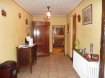 Maison jumelée Vente 2 chambres à Longwy - 81 000 € Maison jumelée sur l'arrière de 85m² avec beau potentiel, RDC: entrée, salon ouvert sur salle à manger, une autre entrée avec grand dégagement, accès garage, cuisine accès terrasse, w-c, Etage: 2 chambres en enfilades (possibilité sas), salle de bains, Combles: 2 pièces aménageables. Tout à l'égout, DV PVC, chaudière gaz 2013, l'ensemble sur 1 are.