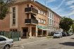 Local commercial Vente à Mulhouse-Cité Briand - 99 000 € Nous vendons en exclusivité ce superbe Local Commercial d'une superficie totale de 117m² situé à MULHOUSE.
Il comprend :
1 Local Commercial principal avec deux Grandes Vitrines, 1 Bureau, 1 Espace Sanitaire WC, le tout d'une superficie de 117m².
La Climatisation est installée dans le magasin.
Egalement disponible : 2 CAVES d'une superficie de 66m²,
1 Cour Privative Couverte Fermée (36m²) et 2 Places de Parking côté route.
IDEAL INVESTISSEUR
PRIX TRES ATTRACTIF. Il s'agit vraiment d'un très bon rapport qualité prix.