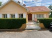 Maison Vente 3 chambres à Longwy - 365 000 € A LONGWY-HAUT A VENDRE TRES BELLE MAISON INDIVIDUELLE DE PLEIN PIED ELEVEE SUR SOUS-SOL, D'UNE SUPERFICIE HABITABLE D'ENVIRON 145M² SUR 29ARES ET 38 CENTIARES.
COMPRENANT: Une entrée avec un meuble bibliothèque, une cuisine équipée de 20m² avec un accès sur un balcon de 18m², un salon salle à manger de 46m² avec accès sur une terrasee de 37m², un dégagement avec 3 placards aménagés, 3 chambres dont deux avec dressing, un WC avec un lave main, une salle de bain.
AU SOUS-SOL: un dégagement, une pièce de 19m² avec un placard aménagé (bueau ou chambre) une salle de douche et buanderie, une chaufferie, une cave, un cave à vin, une cave à outils, un garage avec une porte motorisée.
DOUBLE VITRAGE PVC.
CHAUFFAGE AU FIOUL.
TOUT A L'EGOUT.
PAS DE VIS A VIS.
RUE NON PASSANTE.
QUARTIER TRES CALME.
TRES BELLE MAISON A VOIR ABSOLUMENT !!!!!!!!
