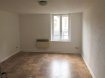 Appartement Location 2 chambres à Thionville - 600 € c.c. Appartement hyper-centre 58 m2 - Thionville. Situé à quelques minutes à pied de la gare, dans l'hyper-centre de Thionville, cet appartement de 58 m2, vous offre un séjour avec kitchenette équipée et meublée, 2 chambres, une salle de bain avec baignoire ainsi qu'un WC séparé. Il est au 3ème étage d'un immeuble de 6 logements. Agent commercial à contacter : Amélie Giglio au 07.71.22.24.37 ou 03.82.53.52.94, par mail : agence@ccimmobilier.com. Dans le cadre de votre recherche, n'hésitez pas à consulter notre site www.ccimmobilier.com afin de voir toutes nos offres.