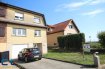 Maison individuelle Vente 4 chambres à Bergem - 775 000 € Maison libre de trois cotés sur un terrain de 4 ares.
Elle se compose comme suit :
Au rez-de-chaussée : un hall d'entré, un double garage, une chaufferie et buanderie, deux pièces pouvant servir de bureau, s.d.b., salle de sport ou autre.
Au premier étage : une cuisine équipée ouverte sur le salon donnant accès à la terrasse et au jardin, un bureau et un w.c. séparé.
Au deuxième étage : trois chambres à coucher, une grande salle de bains avec baignoire et douche, plus un grenier aménagé en chambre a coucher.
Très bien située, restant proche de toutes commodités et ayant une vue dégagée sur les champs.
À visiter absolument,
Ref agence :BLVGR148A-1