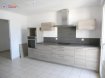 Appartement Location 2 chambres à Lunéville - 690 € c.c. A LUNEVILLE,
Dans une résidence sécurisé, au Centre-ville, à 2 min à pied de la gare, avec ascenseur, au 3ème étage, un bel appartement de type f3 comprenant, une entrée avec placard, un salon-séjour d'environ 28m2, une cuisine aménagée et équipée avec grand débarras, une salle de bains, deux chambres.
Un balcon de 12 m2,
Chauffage électrique,
Une place de parking en souterrain ainsi qu'une cave.