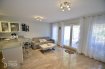 Appartement Vente 1 chambre à Luxembourg-Hamm - 639 000 € L'agence immobilière Christine SIMON, vous présente en exclusivité un véritable coup de coeur, un appartement de 57,39 m2 partiellement meublé avec sa terrasse et son jardin privatif au premier étage d'une Résidence construite en 2004 avec un passeport énergétique E-E. Triple vitrage, chauffage au sol.
Il se compose comme suit:
Hall d'entrée de 4,18 m2, séjour avec cuisine équipée ouverte donnant sur une très belle terrasse entièrement refaite en juillet 2018 et un jardin d'une surface utile de 59,15 m2, (orientation Nord-est).
Dans le séjour restera le meuble fixé au mur et le petit meuble dans le hall.
Une chambre à coucher de 16,30 m2 qui restera entièrement meublé.
Une salle de douche de 6,93 m2 avec grande armoire à porte coulissante qui restera également.
L'appartement ne dispose pas de garage, mais il est possible d'en louer un emplacement à 150 €.
Pour de plus amples renseignements ou une visite de l'appartement n'hésitez pas à contacter l'Agence immobilière Christine SIMON au numéro 621 189 059 ou par mail au cs@christinesimon.lu - visitez notre site internet: www.christinesimon.lu
Nous sommes en permanence à la recherche de maisons, appartements ou terrains pour nos clients, veuillez nous contacter pour estimer votre bien avant de le mettre en vente, estimation précise par un expert agréé si vous le souhaitez?
Ref agence :5339082