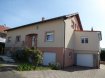 Maison mitoyenne Vente 6 chambres à Farébersviller - 270 000 € FAREBERSVILLER : 270 000 ' FAIMaison individuelle des années 2000 d'une surface de 240 m² comprenant cuisine équipée, salon/séjour (70 m²), 6 chambres, 2 sdb, bureau, 2 garages + un appartement de type F4 d'environ 100 m² loué 600 ' par mois hors charges DPE BHonoraires charge vendeur TEL 06.150.144.36Ref agence :2284625