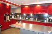Maison mitoyenne Vente 4 chambres à Mertzig - 549 000 € A SAISIR
New Keys vous propose à la vente cette magnifique maison jumelée, idéalement située à Mertzig à 10 minutes de Mersch, proche de toutes les commodités.
La maison est agencée de la facon suivante:
Au rez-de-chaussée:
- Un beau hall d'entrée
- Un WC séparé
- Une cuisine entièrement équipée avec un espace repas donnant accès à une belle terrasse et jardin
- Un salon / salle à manger de +-28m2
Au 1er étage:
- 3 chambres à coucher (+-14m2 / 12m2 / 9m2)
- Un bureau (+-8m2)
- Une salle de bain avec vasque et WC
Au 2ème étage
- Une chambre parentale (+-24m2) avec accès à un espace (+-13m2) pouvant être aménagé en salle de bain et dressing.
- Un WC avec vasque
- Un grenier
Pour compléter cette offre, la maison bénéficie également de :
- Un garage et 3 emplacements extérieurs
- Un terrasse
- Un jardin
Pour tout renseignement et/ou visite, n'hésitez pas à contacter le 661 120 388 ou par email à l'adresse info@newkeys.lu
Ref agence :5003156