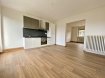 Maison Vente 3 chambres à Bouzonville - 148 000 € Maison de ville. Proche centre ville, maison entièrement rénovée se composant d'une entrée, un séjour avec une cuisine ouverte équipée. Salle de douche neuve. A l'étage, trois chambres dont une avec balcon. Combles aménageables, sous-sol complet avec garage, terrasse et jardin.Chaudière au gaz de ville neuve, toiture et façade récente.