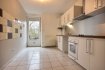 Appartement Location 2 chambres à Homécourt - 600 € c.c. Agréable T4 avec vue. Garage.
Situé dans un environnement inspirant au bord de l’eau, offrant une vue dégagée sur la nature, avec un grand jardin !
L’entrée de l’appartement est privative.
Après un dégagement , vous accédez au salon séjour situé côté rue.
Coté jardin, vous découvrirez la cuisine équipée, avec plaques vitrocéramiques, hotte, four, meubles hauts, meubles bas, nouvellement installée, très agréable, et offrant un spacieux volume permettant d’y prendre ses repas.
De la cuisine vous accédez aux extérieurs par une porte vitrée.
Les deux chambres sont également situées côté jardin, les papiers et peinture entièrement refaits.
La salle de bains, spacieuse, est composée d’une baignoire.
Les WC sont séparés.
Le plus de l’appartement : un espace fermé, pour le rangement.
Un garage, directement attenant à l’appartement, est également proposé.
Si vous recherchez un bien, dans lequel vous n’avez plus qu’à poser vos meubles, avec l’impression de vivre comme dans une maison , jardin en plus, contacter nous pour une visite !
Loyer : 575€ Avance sur charges: 25€
Dépot de garantie : 575€
Frais d'agence,comprenant, les visites, la contitution du dossier, la rédaction du bail, l'état des lieux : 657€ (dont 219€ pour l'état des lieux)
Renseignements et visites.
Contactez nous directement au 0608007886!