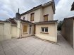Maison jumelée - 90m ². PANETTA IMMOBILIER vous propose, 

En exclusivité, 

Secteur très calme dans la commune de Longlaville ! 

Une maison jumelée d'environ 90m² sur plus de 4ares de terrain avec terrasse, jardin et garage ! 

Vous trouverez au rez-de-chaussée, une entrée desservant un salon/séjour; un espace cuisine séparée avec accès à une grande terrasse et jardin; une salle de bains (WC et baignoire).

A l'étage, on y trouvera un pallier donnant accès à deux grandes chambres.

Les combles de ce bien sont aménageables, possibilité de créer 2 pièces supplémentaires.

Sur l'arrière, une petite parcelle de terrain constructible non attenante. Possibilité de construire un second garage.

Les fenêtres sont en DVPVC, tout à l'égout, remise aux normes de l'électricité à prévoir, chauffage gaz, toiture et façade en bon état.
A prévoir rafraichissement et cuisine.

Pour plus d’informations et visites, veuillez contacter Monsieur Emmanuel COLSON au +33 7 81 30 24 02.

Les informations sur les risques auxquels ce bien est exposé sont disponibles sur le site Géorisques : www.georisques.gouv.fr