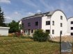 Appartement Location 1 chambre à Belvaux - 1 100 € Appartement situé au 1. étage du bloc B de la Résidence Einstein offrant une surface habitable de 67.91m2, hall d'entrée avec placard intégré, living avec cuisine équipée ouverte avec frigo/congélateur, 1 chambre à coucher avec dressing, salle de douche, balcon à l'arrière de la résidence, 2 emplacements intérieurs au sous-sol, ascenseur. Tout le luminaire installé par le propriétaire, WC séparé avec possibilité de branchement machine à laver / sèche-lingeDisponible août 2018Les animaux domestiques ne sont pas permis dans cet appartement.Résidence située à proximité de toutes commodités, proche du site Belval, des commerces.....Ref agence :103150